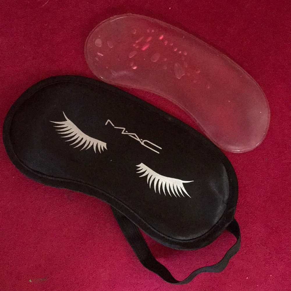MAC Sleep gel eye mask